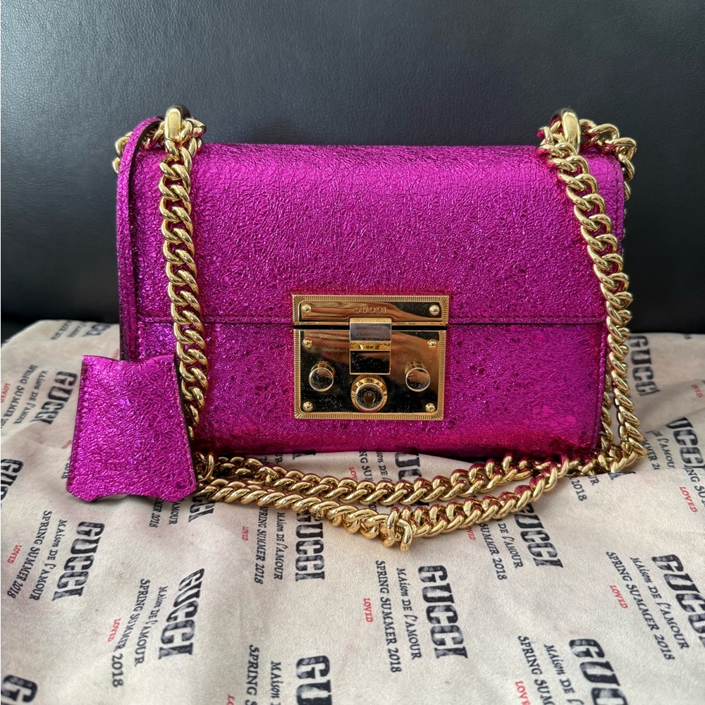 SOLD
Limited Edition Authentic Gucci Metallic Pink Galassia Padlock - Picture 3 of 15
